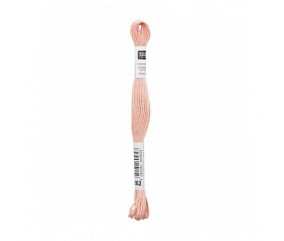 Fil à broder mouliné Uni - Rico Design - Certifié Oeko-Tex rose 262 sperenza