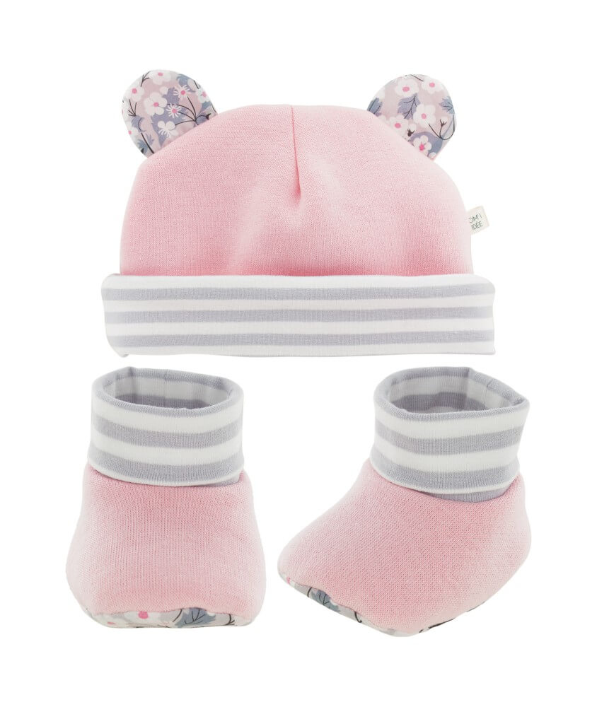Kit naissance bonnet et chaussons Charlotte - Niveau intermédiaire Kit naissance bonnet et chaussons Charlotte - Niveau intermédiaire
