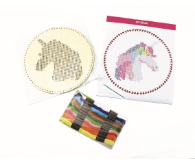 Kit Broderie sur Bois Suspension à Broder Licorne - Graine Creative