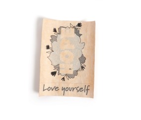 Kit de broderie sur vêtement Self Love - 160 x 260 x 45 mm - Graine Creative