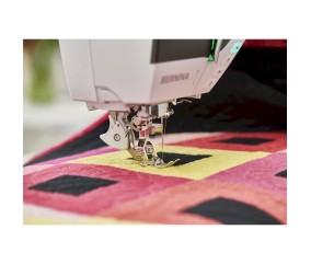 Machine à coudre et à broder Bernina B790 PRO - Un niveau supérieur de couture, de quilt et de broderie