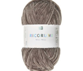 Pelote Ricorumi Nilli Nilli : La Chenille Polyester pour des Amigurumis Élégants - 25 GR - Rico Design