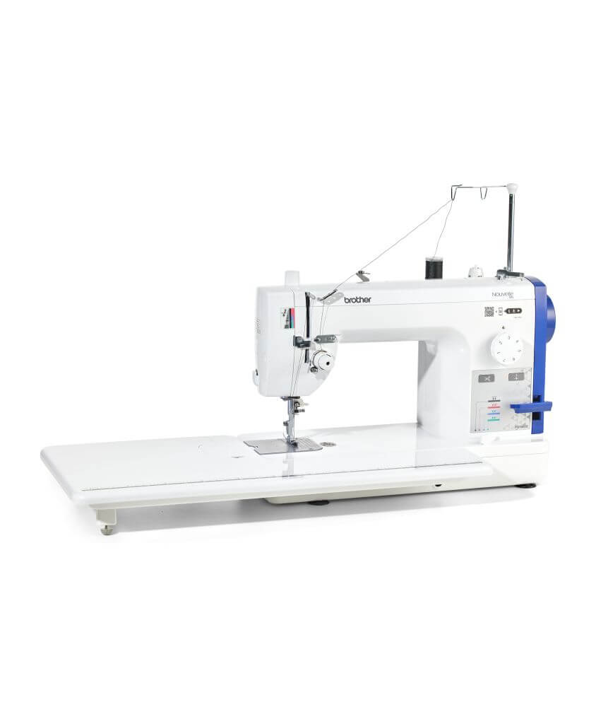 Piqueuse plate PQ1600S de Brother - Garantie 5 ans - Une piqueuse pour une couture professionnelle. Piqueuse plate PQ1600S de Brother - Garantie 5 ans - Une piqueuse pour une couture professionnelle.