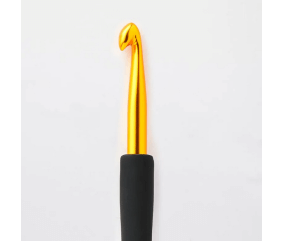Crochet en aluminium doré avec poignée souple N° 2 à N°6 - Knitpro
