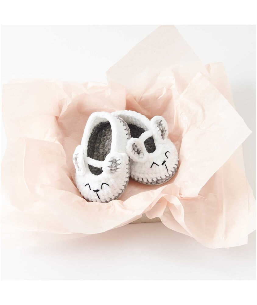 Kit Crochet Baby Booties - Lapin de Rico Design : Des chaussons adorables faits main pour bébé Kit Crochet Baby Booties - Lapin de Rico Design : Des chaussons adorables faits main pour bébé