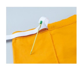 Passe-Lacet Coulissant avec Pince – Clover