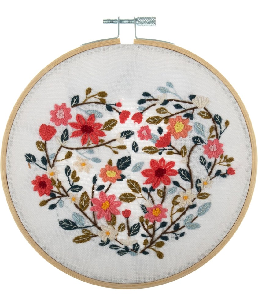 Kit de Broderie "Floral Heart" avec Cercle en Bois de 15cm – Trimits | Un Projet Élégant et Relaxant