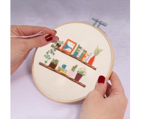 Kit de Broderie "Floral Shelf" avec Cercle en Bois de 15cm – Trimits