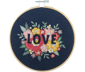 Kit de Broderie "LOVE" avec Cercle en Bois de 15 cm - Trimits
