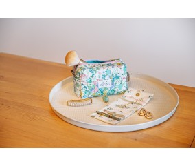 Kit Trousse de Beauté "Francesca" – Com’1 Idée | Tissu Liberty Fabrics x Bridgerton | Niveau Intermédiaire | Made in France