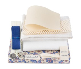 Kits Pochette Crochets – Com’1 Idée | Pochette de rangement à coudre | Tissu Liberty | Made in France | Niveau intermédiaire