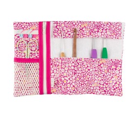 Kits Pochette Crochets – Com’1 Idée | Pochette de rangement à coudre | Tissu Liberty | Made in France | Niveau intermédiaire
