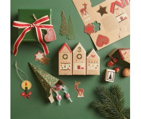 Kit de Bricolage Calendrier de l’Avent – Maisons & Sapins à Personnaliser – Rico Design