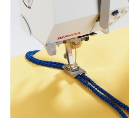 Pied double pour cordons (4-6mm) N°59C pour machine électronique - Bernina