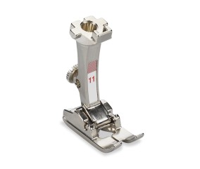 Pied pour cordon N°11 pour machine électronique - Bernina  l’accessoire indispensable pour des finitions professionnelles
