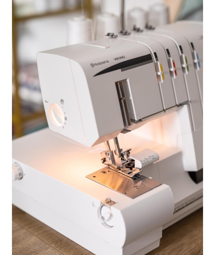 Husqvarna Viking HUSKYLOCK s21