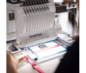 Machine à Broder Semi-Professionnelle Brother PR1060W - Machine à broder 10 aiguilles - Garantie 5 ans