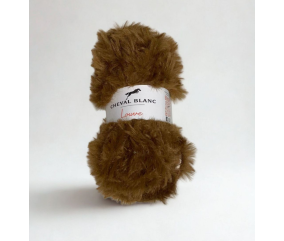 Pelote de fourrure Louve - Cheval Blanc Pelote de fourrure Louve - Cheval Blanc