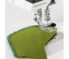 Pied courbe C23  L890 - Bernina