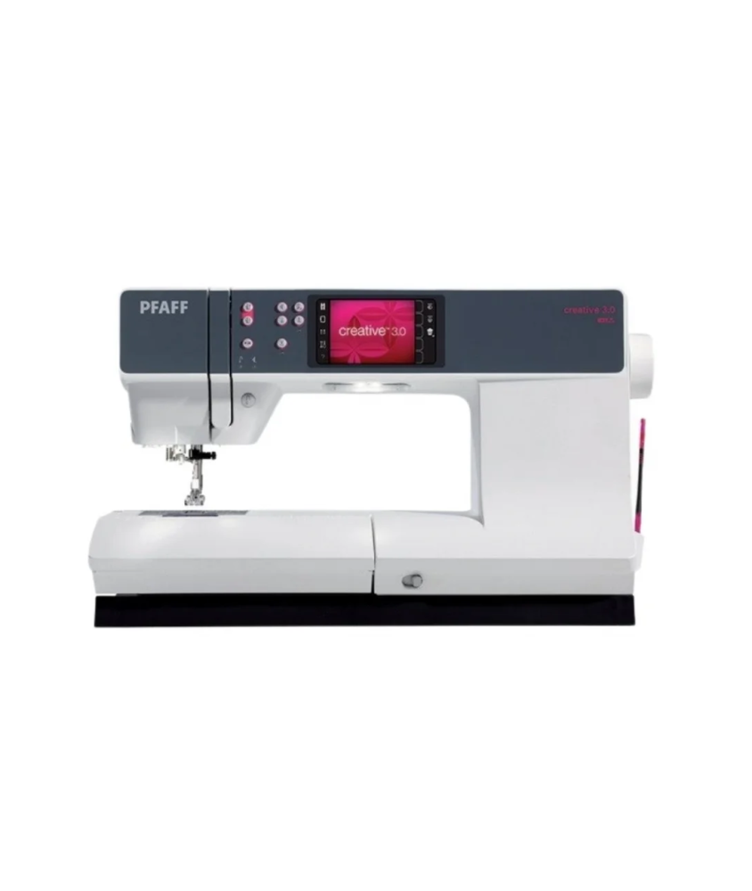 Machine à coudre et à broder PFAFF Creative 3.0 – Broderie 260x200 mm & IDT™ sperenza