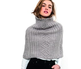 Petit poncho à torsades Bess - Patron tricot Bergère de France