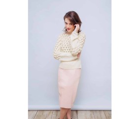 Pull ECRU PARTNER 3,5 Phildar - patron tricot femme PDF (photo du modèle porté)