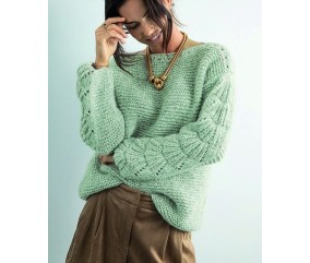Pull LOU Phildar - patron tricot femme PDF (photo du modèle porté)