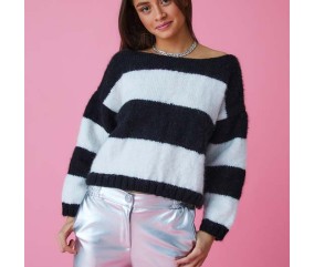 Pull MARINA Pingouin - patron tricot femme PDF (photo du modèle porté)