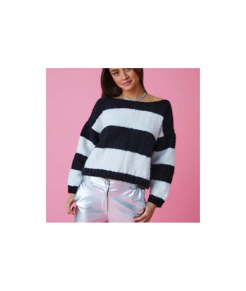 Pull MARINA Pingouin - patron tricot femme PDF (photo du modèle porté)