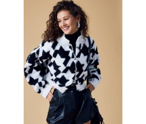 Veste MONO Pingouin - patron tricot femme PDF (photo du modèle porté)