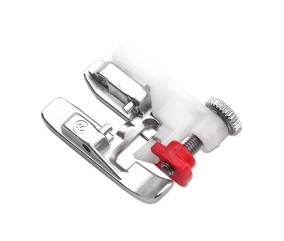 Semelle ourlet invisible avec IDT - 820256096 - PFAFF