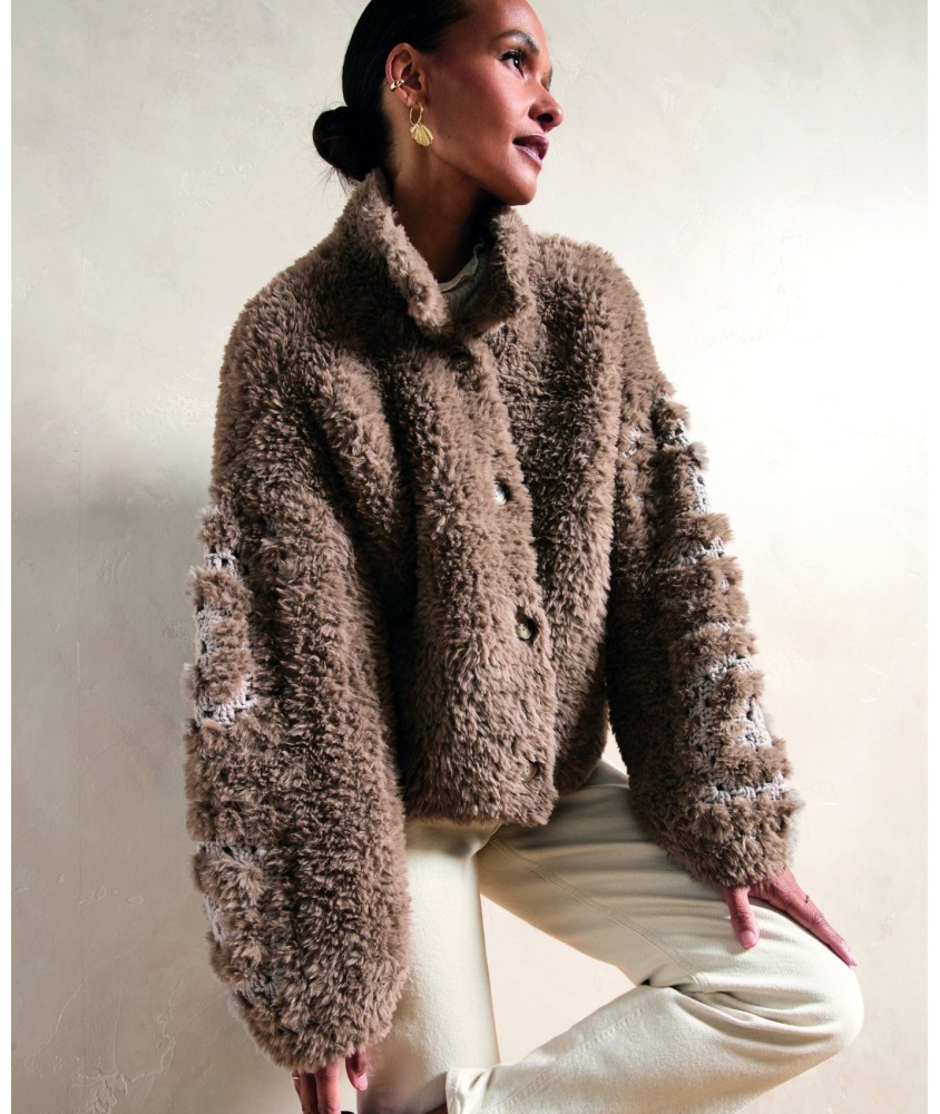 Veste AUDETTE fourrure et grannys - Patron crochet Phildar