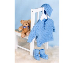 E-MODELE BÉBÉ - PULL, BONNET ET CHAUSSONS EN MOTIF RELIEF BABY UNI - GRÜNDL