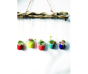 E-MODELE - COQUILLES D'ŒUFS DÉCORÉES DE LAINE FILZWOLLE - GRÜNDL