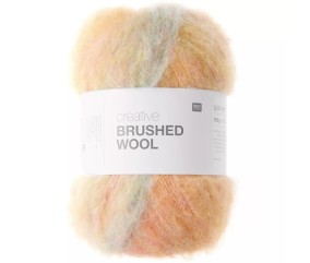 Laine Rico Design Creative Brushed Wool coloris 01 Arc-en-Ciel - pelote sur fond blanc