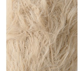 Fil fourrure Rico Design Creative Fur coloris 02 Ecru - échantillon tricoté