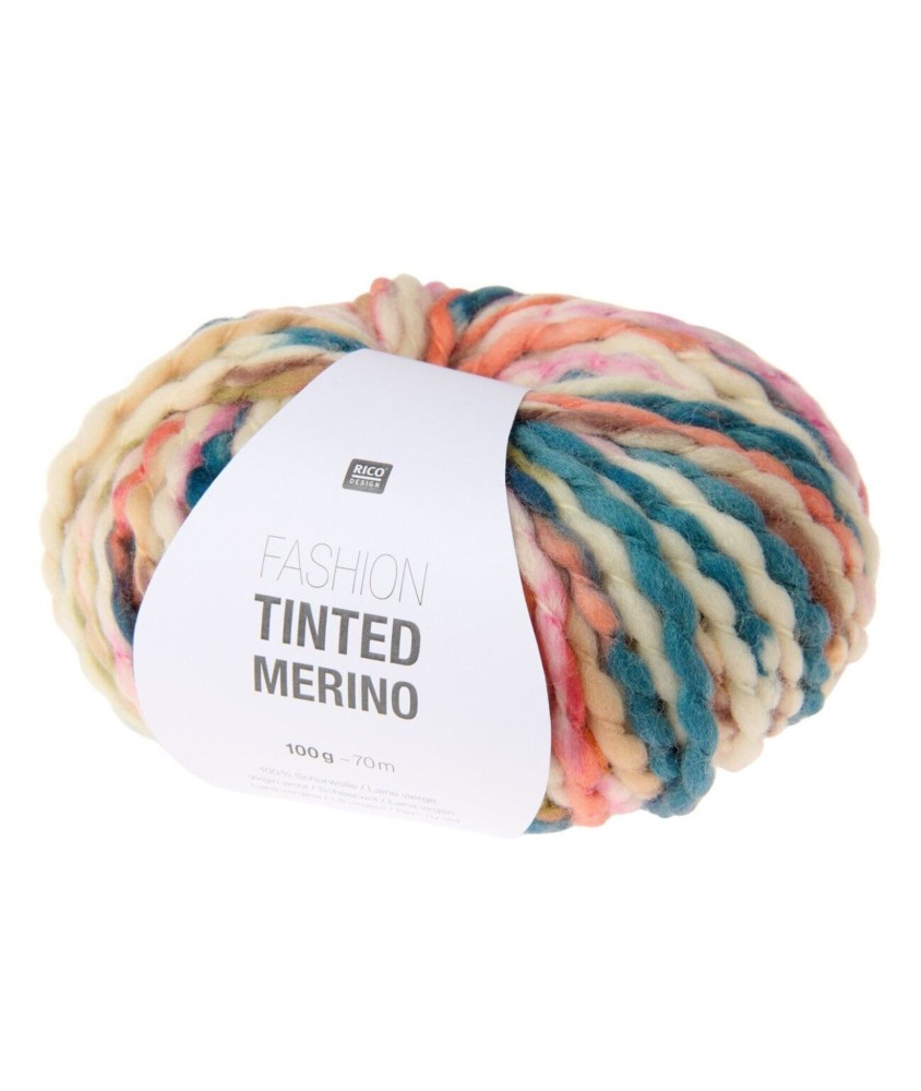 Grosse laine Rico Design Fashion Tinted Merino coloris 01 Automne - pelote sur fond blanc