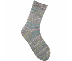 Laine Rico Design Superba Cashmeri Luxury Socks 4 fils coloris 43 Teintes Romantiques - pelote sur fond blanc