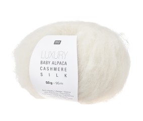 Laine Rico Design Luxury Baby Alpaca Cashmere Silk coloris 01 Crème - échantillon tricoté