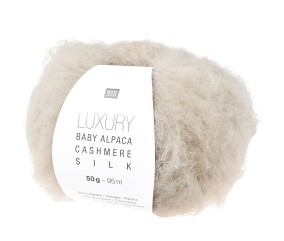 Laine Rico Design Luxury Baby Alpaca Cashmere Silk coloris 02 Ecru - échantillon tricoté