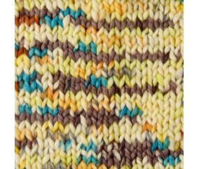 Grosse laine Rico Design Fashion Tinted Merino coloris 02 Été - pelote sur fond blanc
