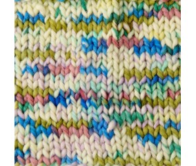 Grosse laine Rico Design Fashion Tinted Merino coloris 03 Printemps - pelote sur fond blanc