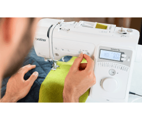 Machine à coudre Brother Innov-is A16 - variateur de vitesse coulissant et écran LCD