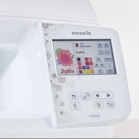 Écran tactile couleur de 12,5 cm de la Brother Innov-is NV880E