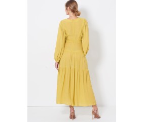 Patron New Look 6718 - Robe longue décolleté V - modèle porté, vue de dos
