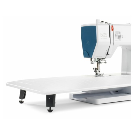 Bernette b05 Academy avec sa grande table d'extension fournie