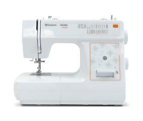 Machine à coudre Husqvarna Viking H CLASS E10 sur fond blanc