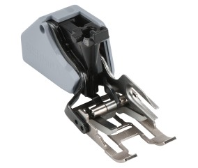 Pied transporteur N°50W Bernina - gros plan sur le mécanisme de double entraînement