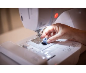 Brother Innov-is M340e - canette horizontale à chargement par le haut