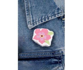 Patron punch needle Broche Fleur Rose DMC - modèle à télécharger